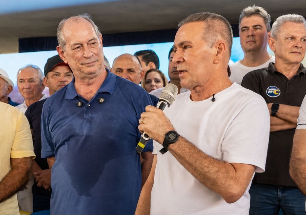 Ciro Gomes durante evento político em meio a debate sobre alianças para as eleições no Ceará.