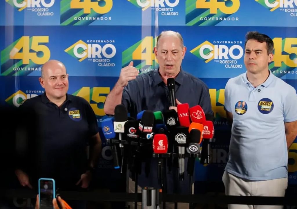 Sessão do TRE-CE que julgou o apoio da federação União Progressista a Ciro Gomes