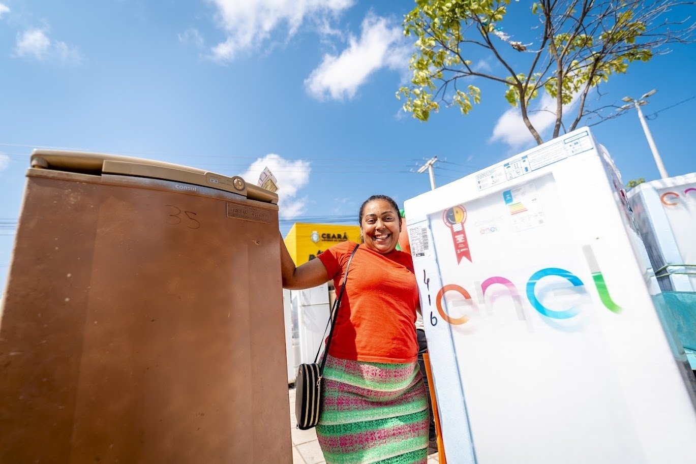 Enel Ceará realiza sorteio de geladeiras em Frecheirinha